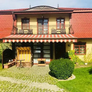 Field Apartment