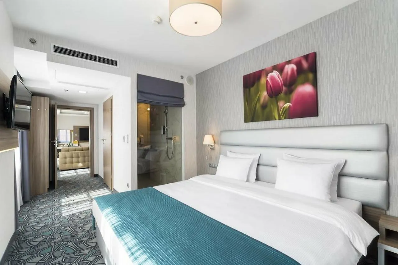Golden Tulip Krakow Kazimierz Hotel